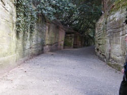 2_Warwick-Castle-Entranceway.JPG