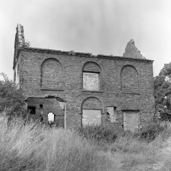 PP3_Derelict_winding_house_1960s_small.jpg PP3_Derelict_winding_house_1960s_small.jpg